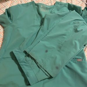 Figs XXL teal and cargo pants